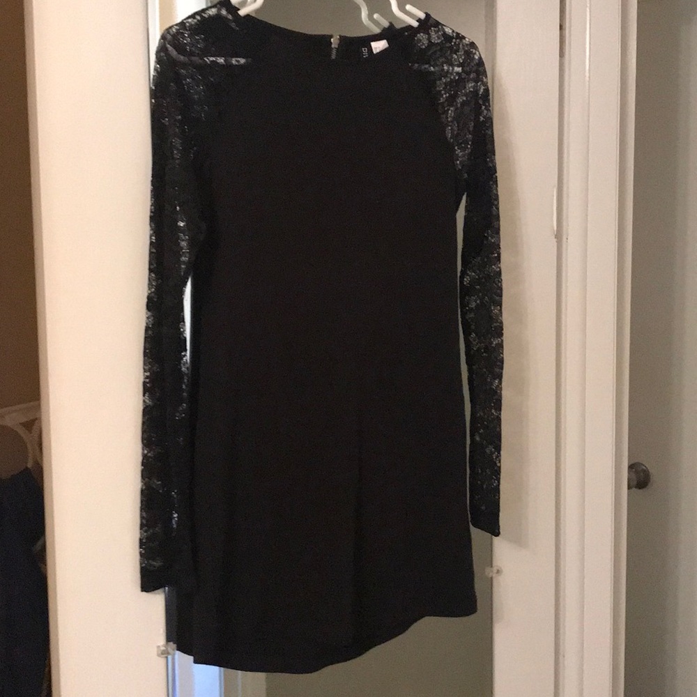 Little Black Dress with lace long sleeves - Picture 4 of 4